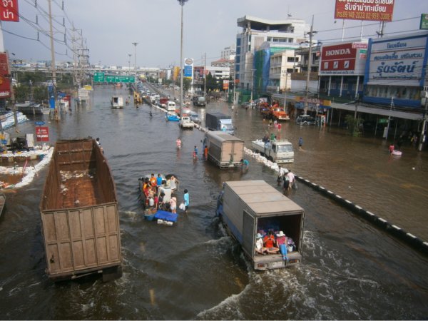 Flut in Rangsit Bangkok, Thailand - Flood in Rangsit Bangkok, Thailand