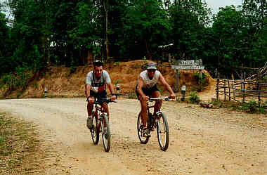 Bicycle tour, Contact Travel and Adventure, Chiangmai, North Thailand.