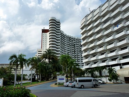 Thailand online: Pattaya Hotels, Royal Cliff Beach Resort, Pattaya Kasetsin