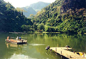 Small lake in the jungle near Mae Sai, Chiang Rai Province, Northern Thailand (13.8K)