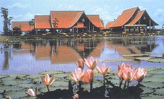 Sukhothai Stopover by Siamsun Chiangmai