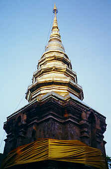 Tschedi Wat Phrathat Tschom Kitti, Chiang Saen, Chiang Rai  (11.4 K)