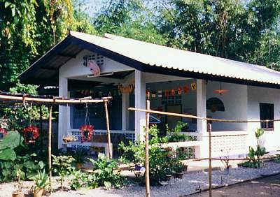 New Opened Guesthouse Guido + Ladda, Mae Chan, Chiangrai, Northern Thailand / Das Neue Guesthouse von Guido + Ladda, Mae Chan, Chiangrai, Nord-Thailand 