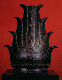 Flame, Lanna art, 16th century. Retrived from the Mekong River. Chiang Saen National Museum, Chiangrai Province, Northern Thailand (6.5 K)